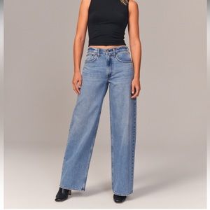 Abercrombie & Fitch Mid Rise Wide Leg Jeans